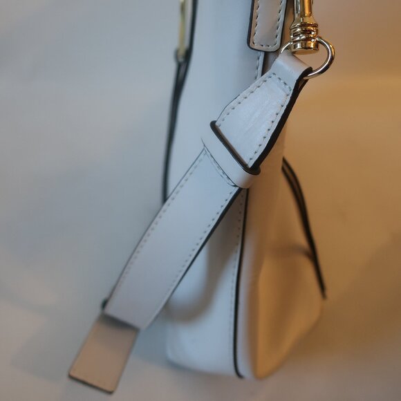 Womens Gianni Chiarini Firenze White Leather Hobo Shoulder Handbag * - Picture 7 of 16